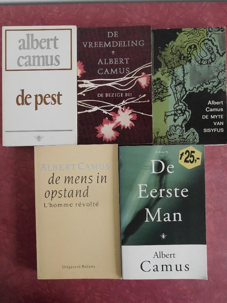 Albert Camus De pest De vreemdeling De myte van sisyfus, Ophalen of Verzenden, Gelezen
