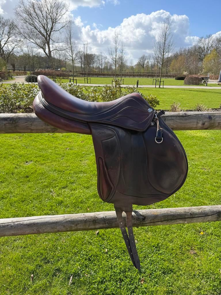 Devoucoux zadel, Dieren en Toebehoren, Paarden en Pony's | Zadels, Ophalen, Gebruikt