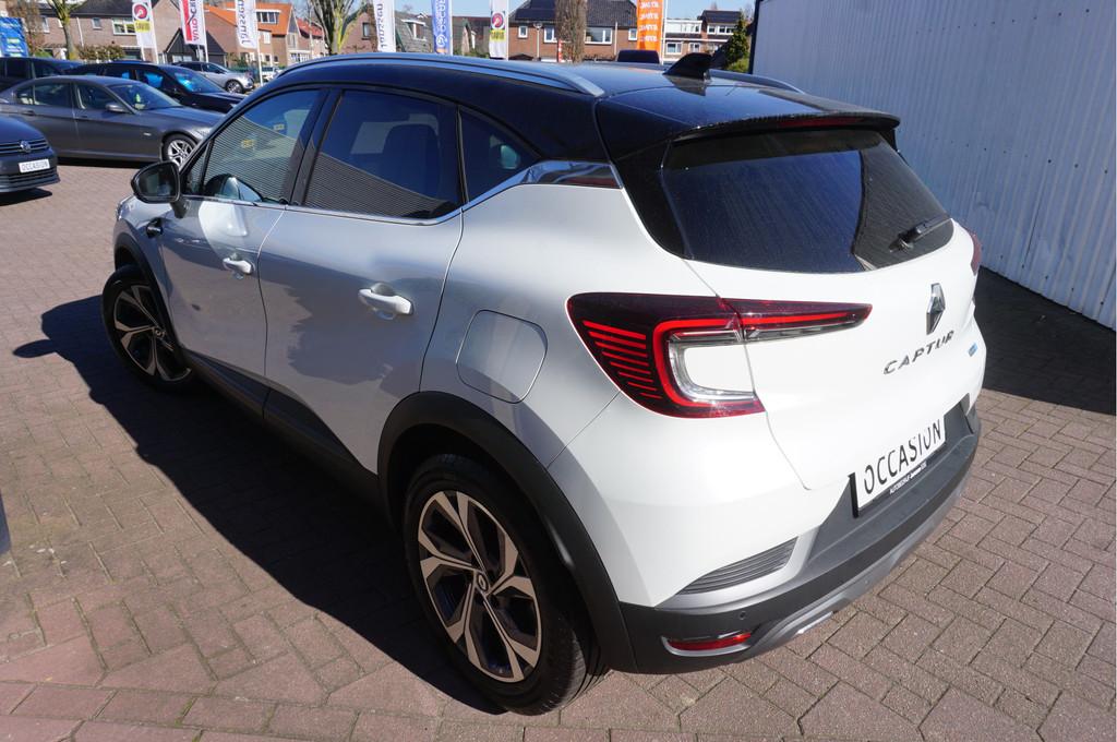 Renault Captur 1.6 E-Tech Plug-in Hybrid 160 R.S. Line Autom, Auto's, Renault, 77 km/l, Gebruikt, Zwart, 4 cilinders
