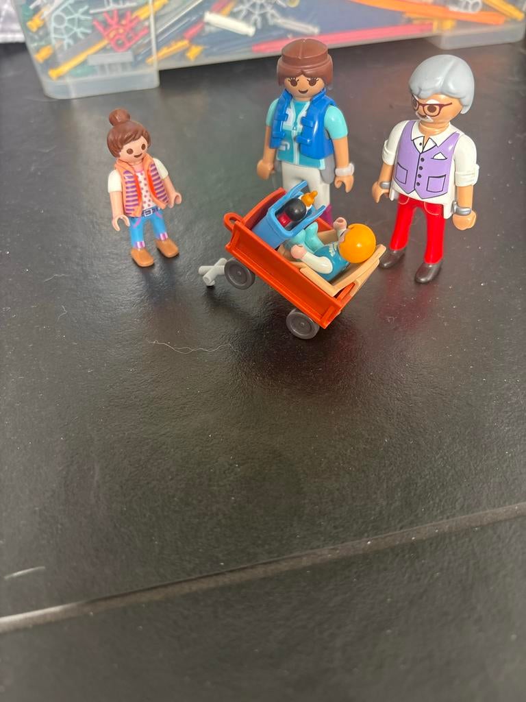 Playmobil familie met baby in bolderkar, Kinderen en Baby's, Ophalen of Verzenden, Gebruikt, Jongen of Meisje