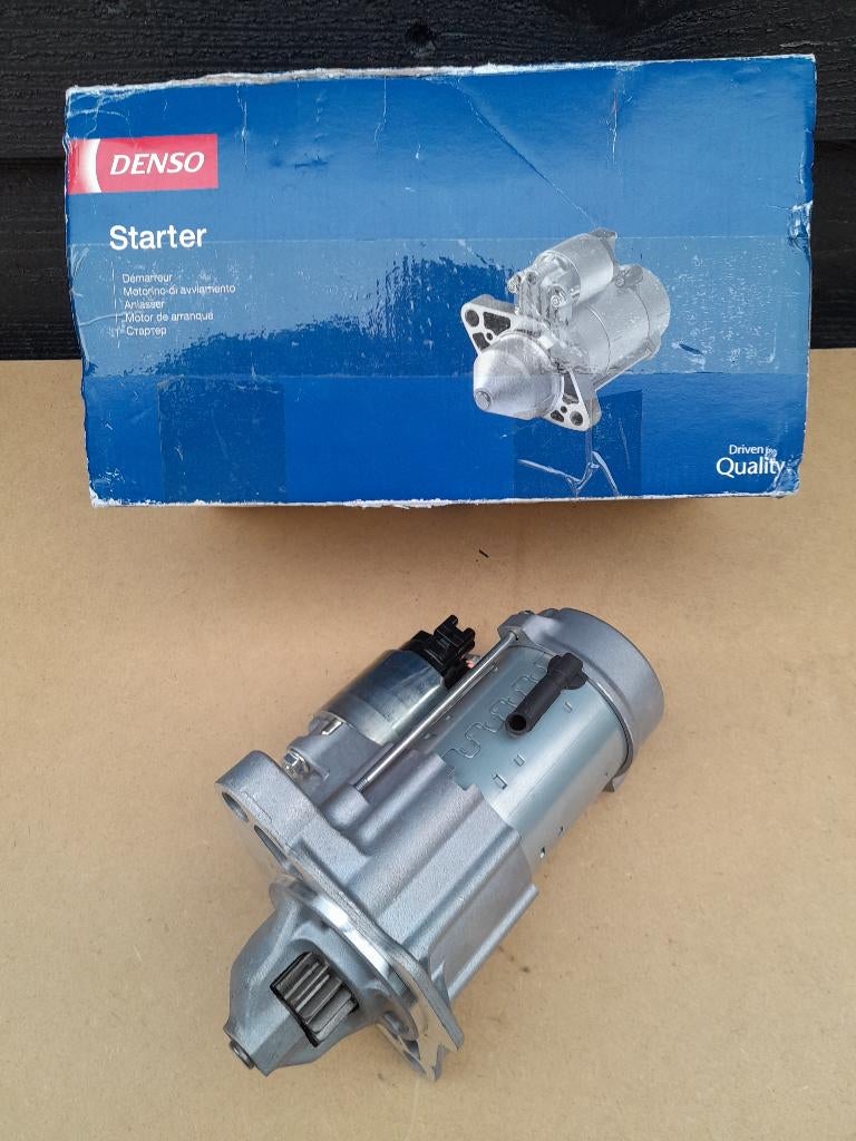 NIEUWE STARTMOTOR - TOYOTA Yaris +Urban Cruiser +Auris +Coro, Auto-onderdelen, Verzenden, Nieuw, Toyota