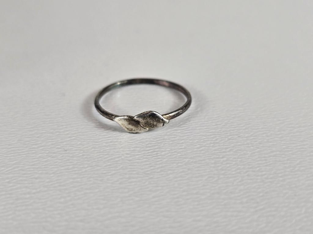 Antieke .925 Zilveren ring afmetingen: 18 mm doorsnede, Ophalen of Verzenden, Zilver, Ring