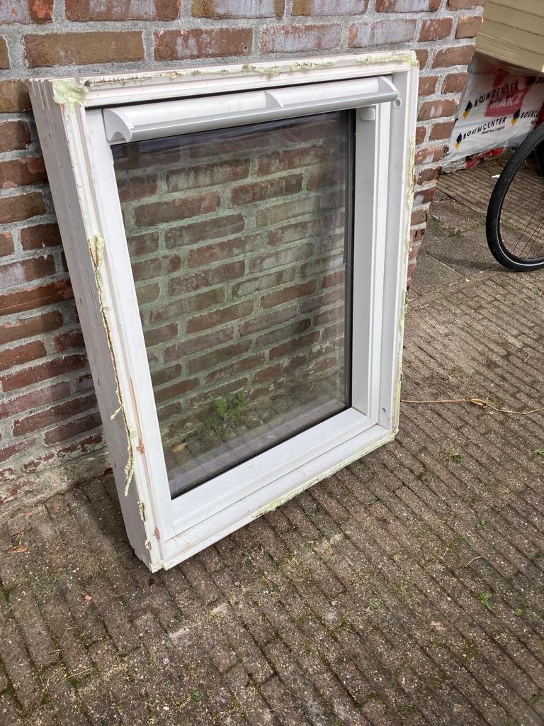 Velux Dakraam GGL MK04 78x99 cm - Dubbelglas, Doe-het-zelf en Verbouw, Glas en Ramen, Gebruikt, Minder dan 80 cm, 80 tot 120 cm