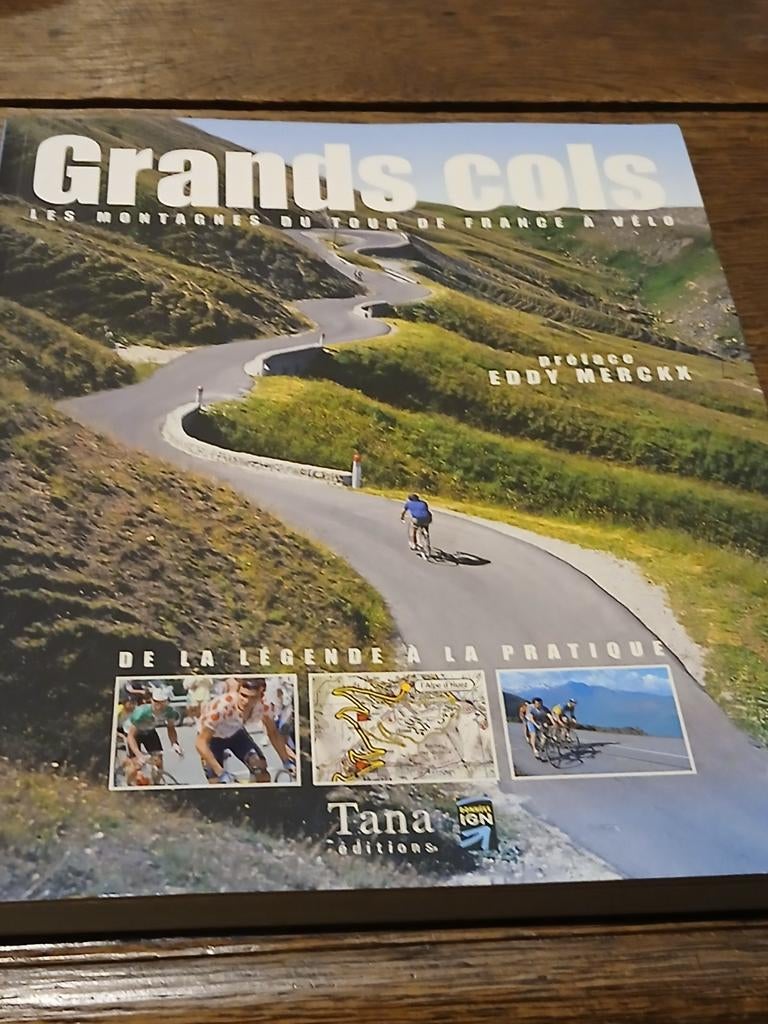 GRAND COLS ,EDDY MERCKX. PRACHTIG BOEK.., Ophalen of Verzenden, Zo goed als nieuw, Lopen en Fietsen