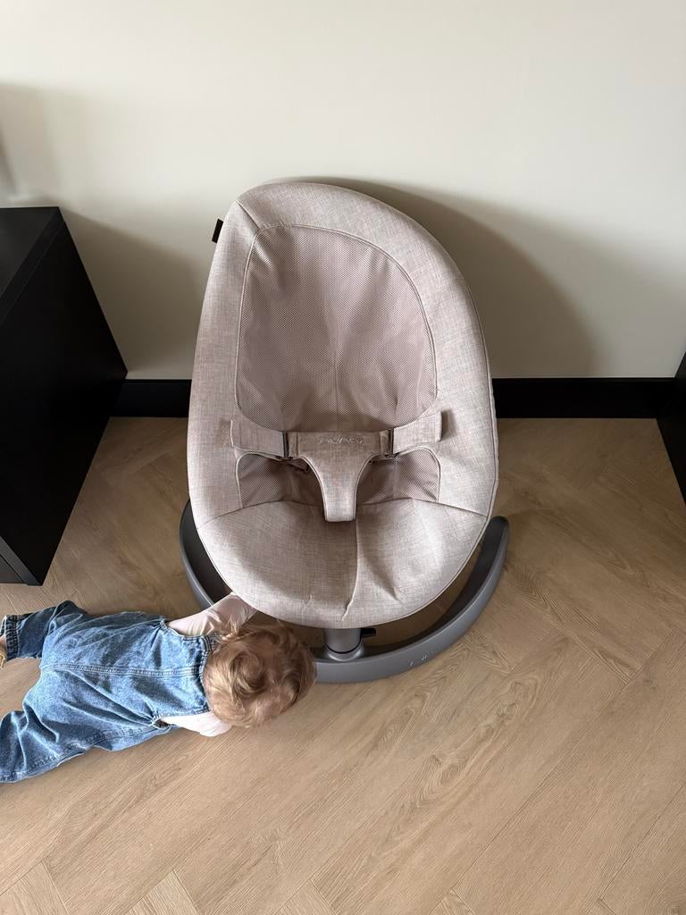 Nuna Leaf wipstoel - Zo goed als nieuw (4 maanden oud), Kinderen en Baby's, Ophalen, Zo goed als nieuw