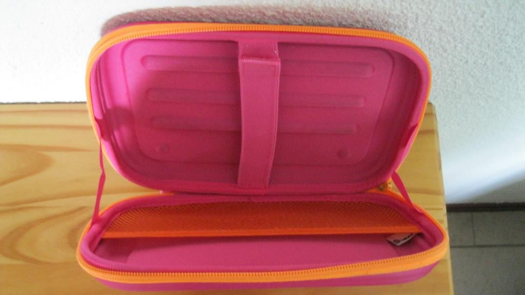 case en rubber bescherming Kurio Tab Ultra kinder tablet, Ophalen, Gebruikt, 8 inch, Bescherming voor- en achterkant