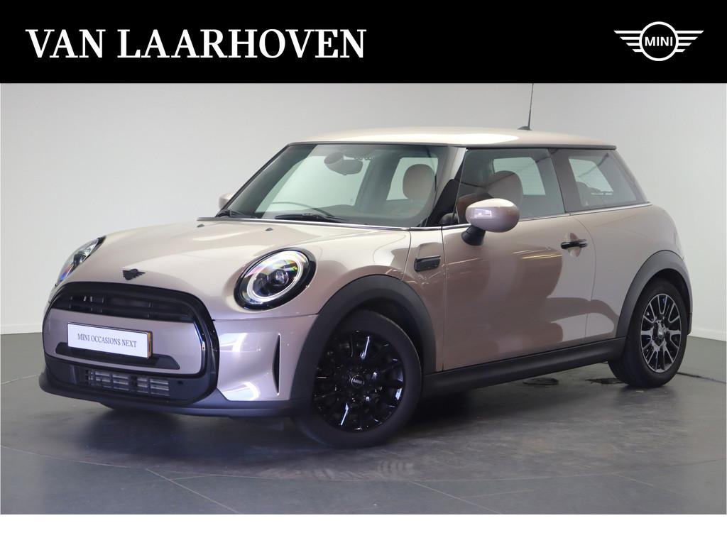 MINI Hatchback One / Sportstoelen / Cruise Control / LED / P, Voorwielaandrijving, Gebruikt, Euro 6, Met garantie (alle)
