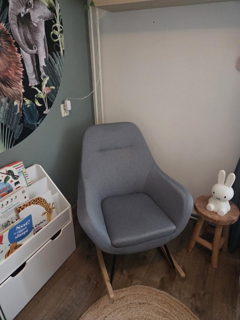 Schommelstoel grijs – JYSK Nebel, Ophalen, Zo goed als nieuw, Grijs, Eén