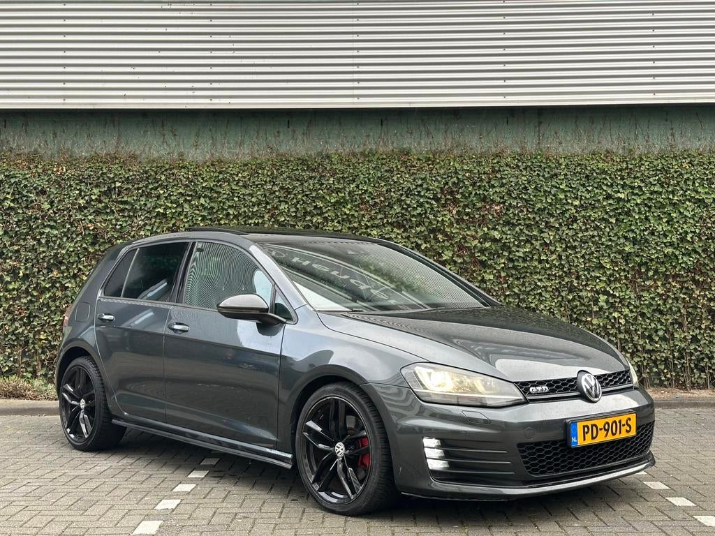 Volkswagen Golf 7 2.0 GTD 5D DSG/PANO 2013 Zwart, Auto's, Volkswagen, 4 cilinders, Zwart, Bedrijf, Diesel