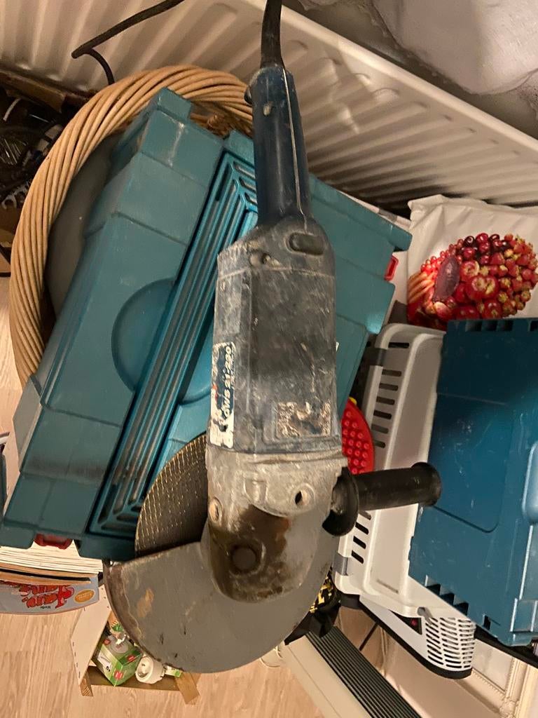 Bosch slijptol gebruikt wegens bedrijfsbeëindiging €80, Ophalen of Verzenden, Gebruikt