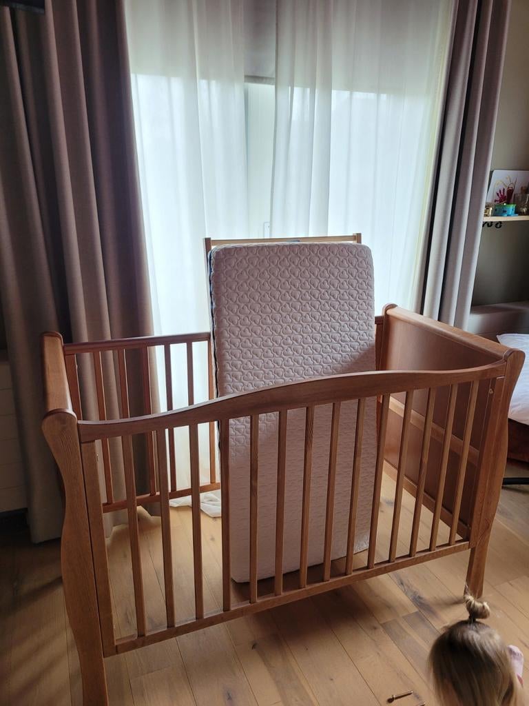 Complete starterset baby: ledikant, wieg, box, maxi-cosi, Ophalen of Verzenden, Zo goed als nieuw, Ledikant