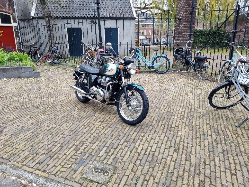 Triumph Bonneville T100 EFI, Motoren, 2 cilinders, Motorrijbewijs A, Particulier, Meer dan 35 kW