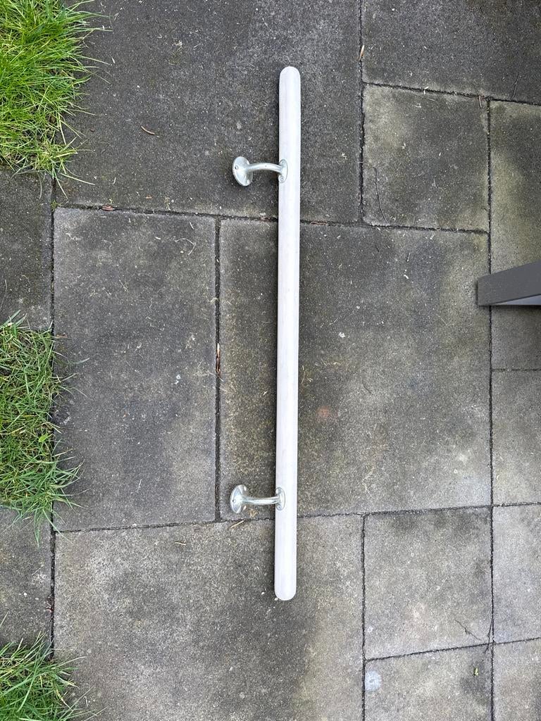 Houten trapleuning met beugels - 102cm, Ophalen, Gebruikt