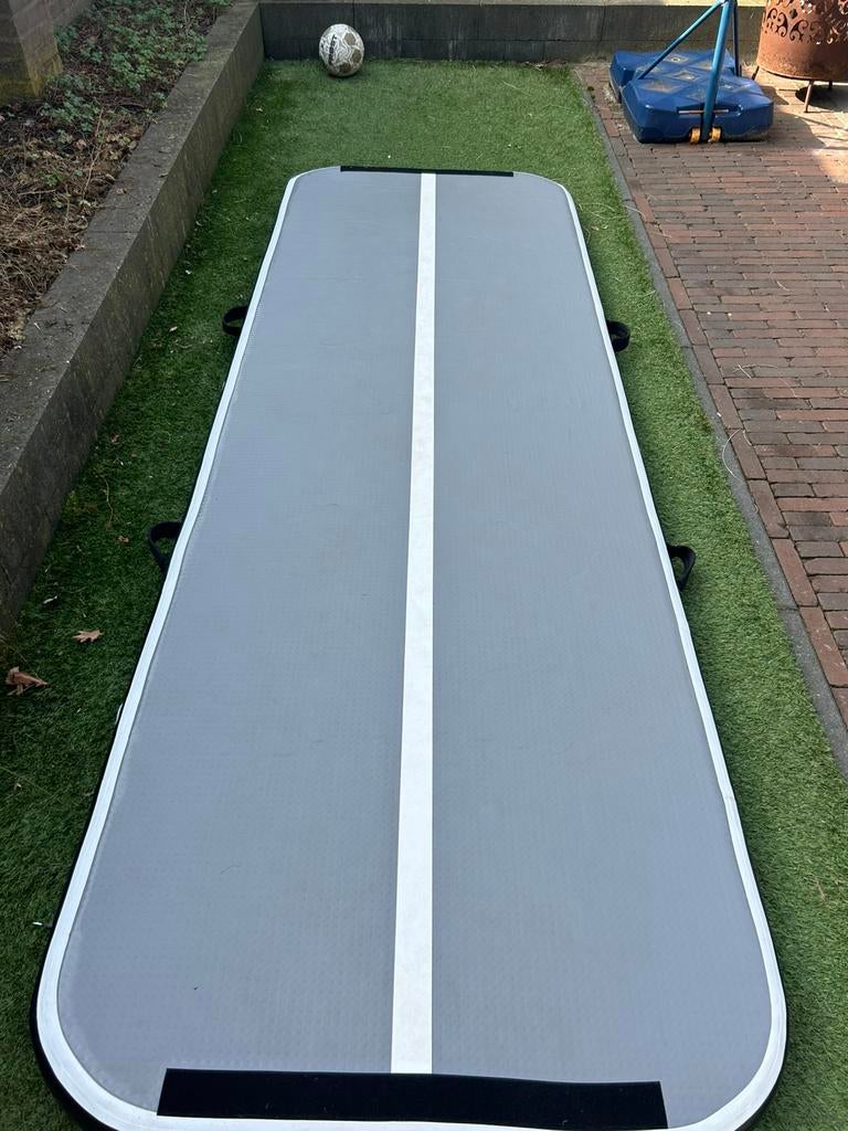 Airtrack 12 springs 3x1, Ophalen, Gebruikt, Materiaal, Groter dan maat 42