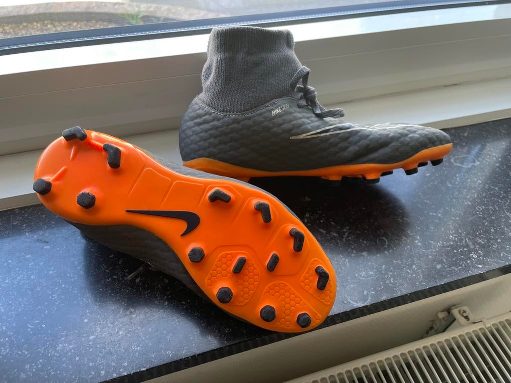 Nike hypervenom voetbalschoenen mt 38.5, Ophalen of Verzenden, Zo goed als nieuw, Jongen of Meisje, Sportschoenen