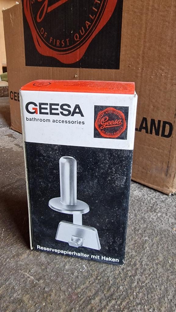 45st Geesa chromen handdoekhaken met reservetoiletrolhouder, Huis en Inrichting, Ophalen of Verzenden, Nieuw, Overige kleuren
