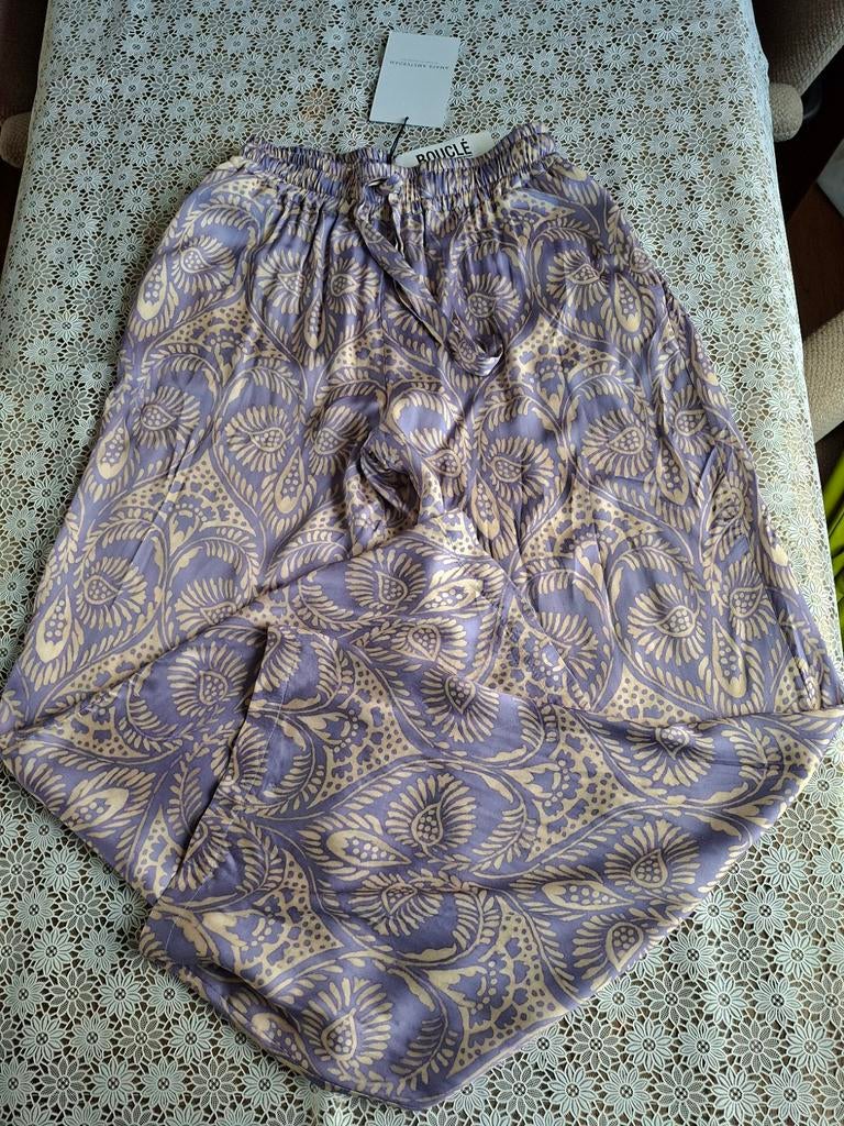 Lila leaf pants AMAYA AMSTERDAM  mt L, AMAYA AMSTERDAM, Paars, Maat 42/44 (L), Nieuw