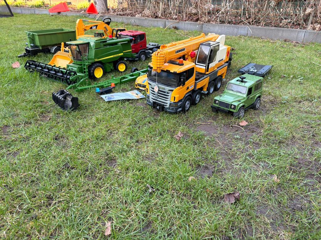 12 bruder autos, Ophalen, Gebruikt