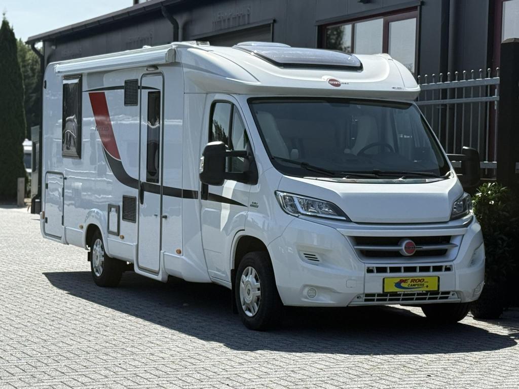 Bürstner Nexxo T 740 - 2016 - QUEENSBED - Nette cam, Niet ingevuld, Standaard zit, Ringverwarming, Bedrijf