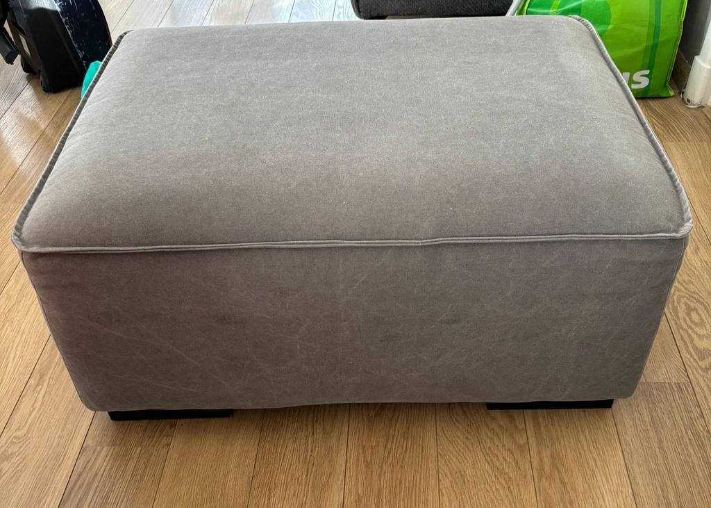 Hocker / poef, Huis en Inrichting, Ophalen, 75 tot 100 cm, Zo goed als nieuw, Stof