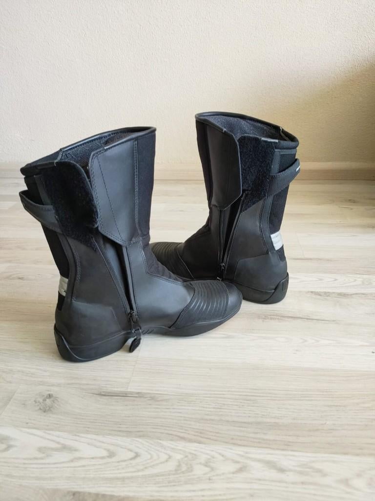 motorlaarzen heren maat 42, Motoren, Kleding | Motorkleding, Laarzen, Heren, Tweedehands, Ophalen