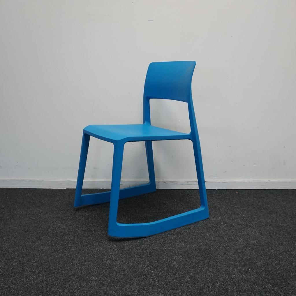 Vitra Tip Ton Chair Design Stoelen | Schommelstoelen | Blauw