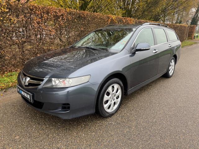 Honda Accord Tourer 2.2 CTDi Sport AIRCO / CRUISE / TREKHAAK, Voorwielaandrijving, Gebruikt, 4 cilinders, Euro 4