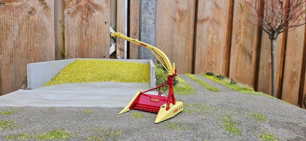 Krone MC 16 B hakselaar 1:32, Hobby en Vrije tijd, Modelauto's | 1:32, Nieuw, Tractor of Landbouw, Overige merken, Ophalen of Verzenden