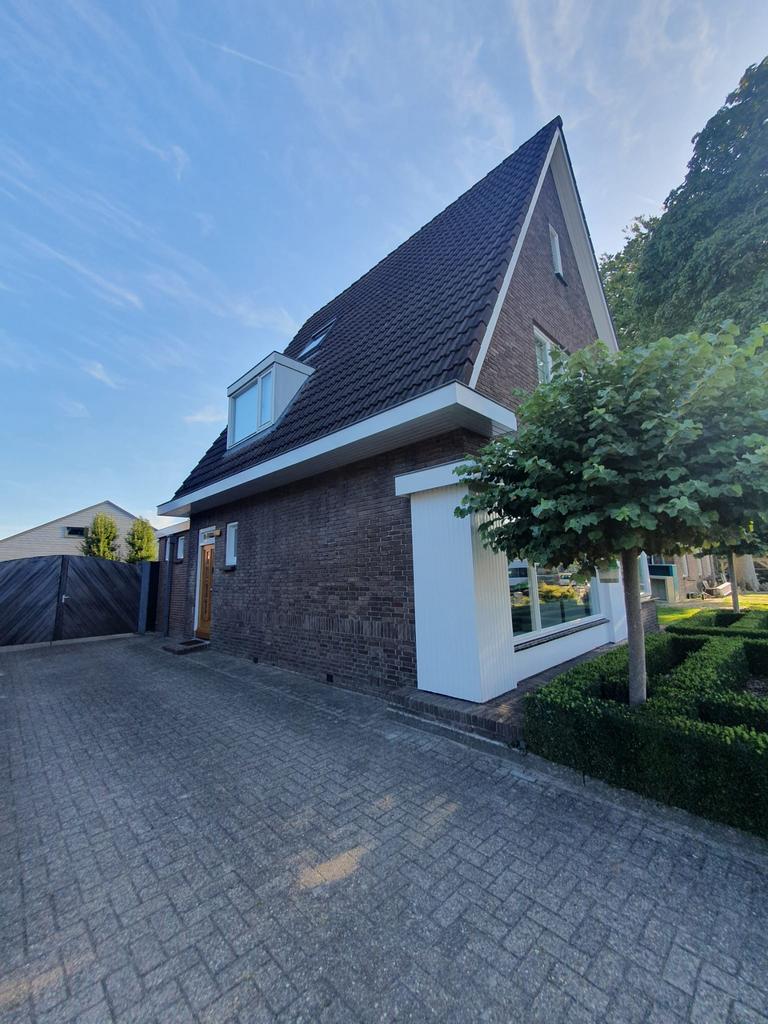 Toegangspoort red ceder, Gebruikt, 25 tot 50 mm, Ophalen of Verzenden, 300 cm of meer