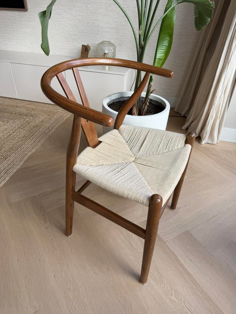 Loods 5 eetkamerstoelen walnoot 2 stuks, Ophalen, Zo goed als nieuw, 50 tot 75 cm