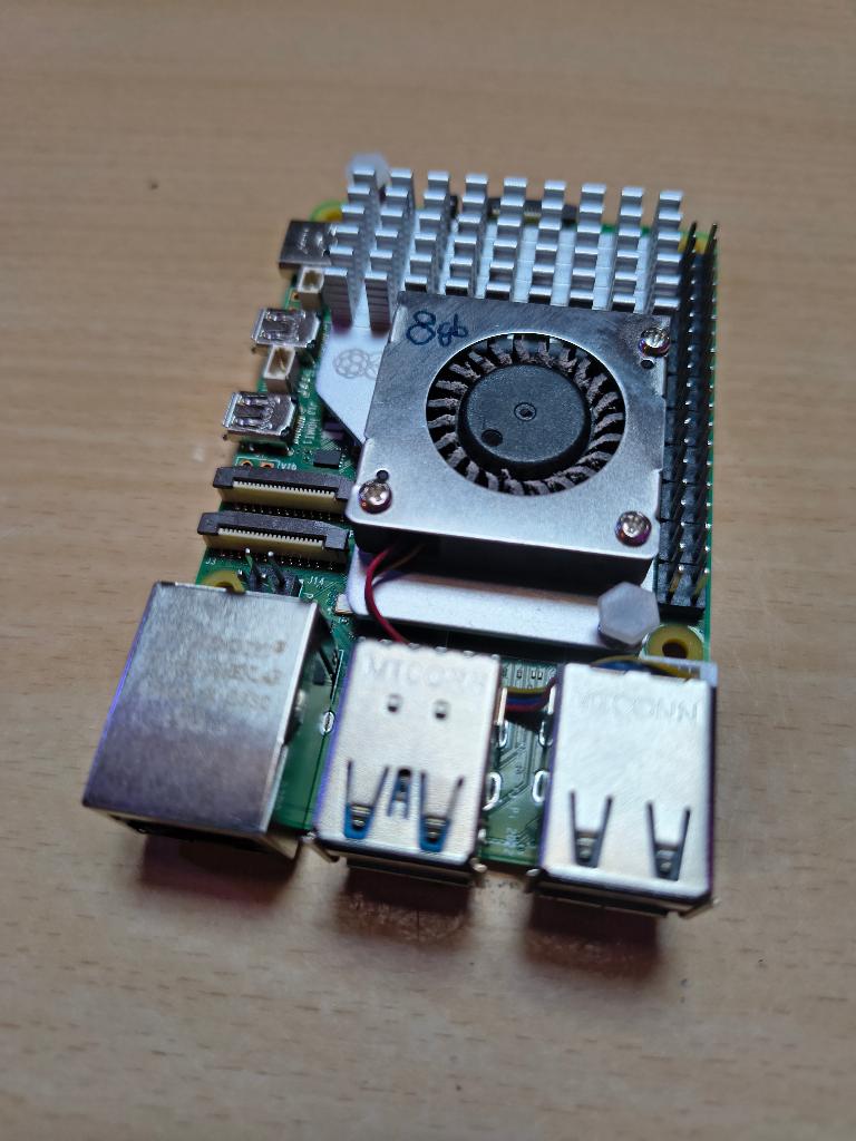 Raspberry Pi5 8GB + Koeler, Ophalen of Verzenden, Gebruikt, Overige typen, Overige soorten