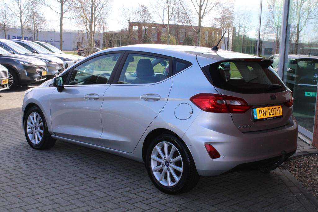 Ford Fiesta 1.0 EcoBoost 100 PK Titanium | Trekhaak | Voorru, Voorwielaandrijving, 580 kg, 23 km/l, Origineel Nederlands