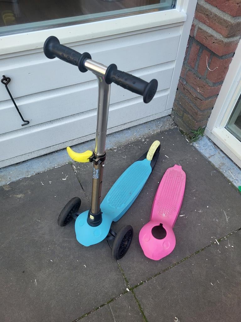 Step decathlon blauw en roze, Fietsen en Brommers, Steps, Ophalen of Verzenden, Gebruikt, Gewone step