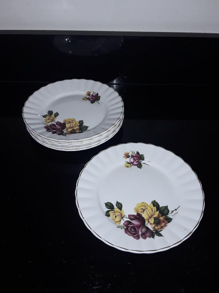 6 Engelse gebaksbordjes met rozen, Verzenden, Zo goed als nieuw, Bord(en), Overige stijlen
