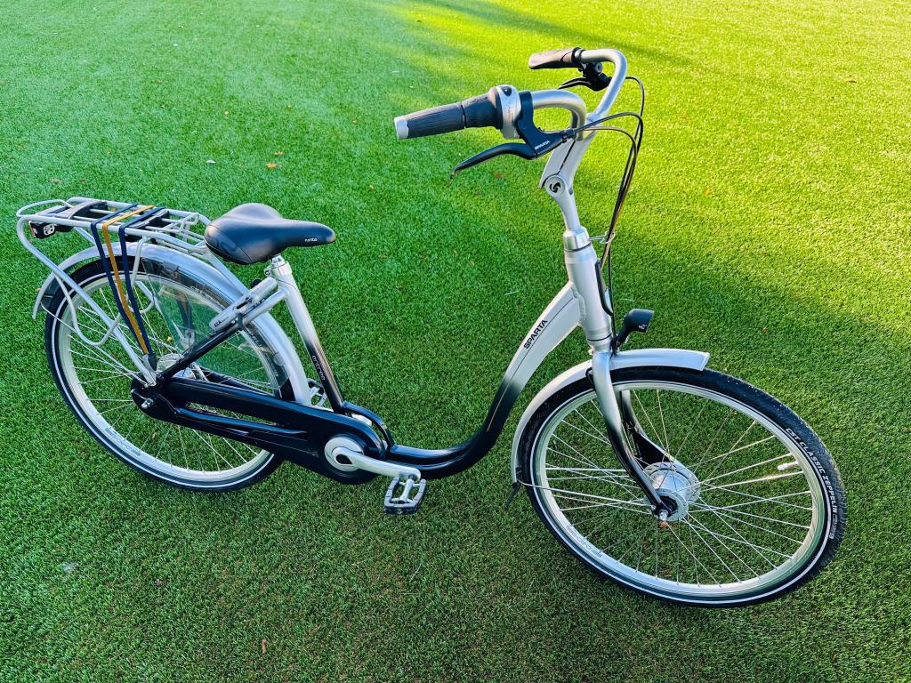 Sparta entree met extra lage instap 44cm, Fietsen en Brommers, Fietsen | Dames | Damesfietsen, Niet ingevuld, Sparta, Niet ingevuld