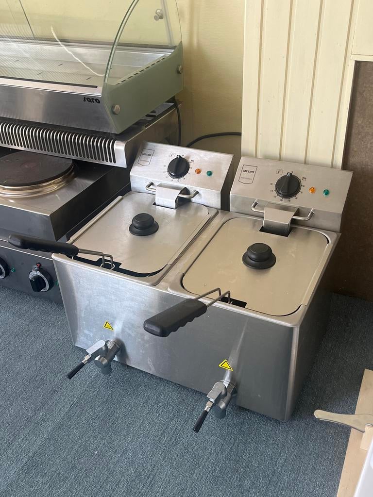 Dubbele frituurpan, Witgoed en Apparatuur, Frituurpannen, 4 liter of meer, Ophalen, Gebruikt, Duo-friteuse