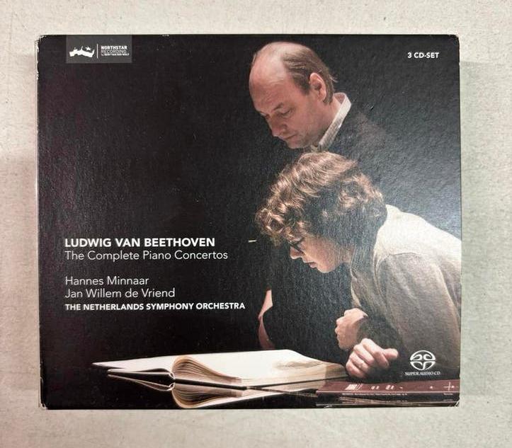 Beethoven: Complete Piano Concertos - 3 CD-set, Boxset, Ophalen of Verzenden, Zo goed als nieuw, Romantiek