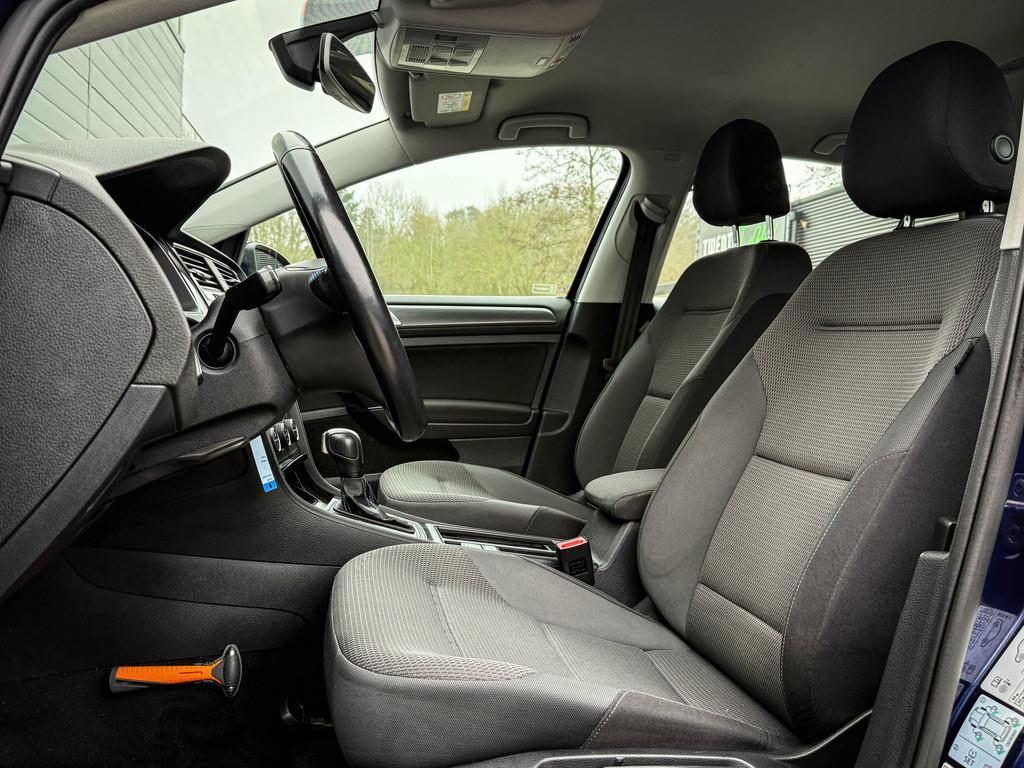Volkswagen e-Golf e-Golf | Clima | Cruise | Navi | Led | 17, 136 pk, Gebruikt, Blauw, Origineel Nederlands