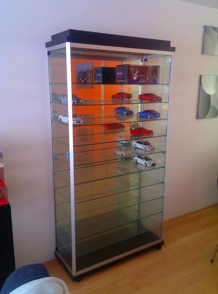 Unieke vitrinekast met zijdeuren - geen middennaad, Ophalen, 50 tot 100 cm, 150 tot 200 cm, 25 tot 50 cm