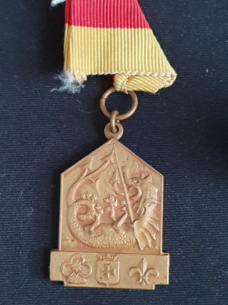 Medaille Sint jorismarsen Oegstgeest, Ophalen of Verzenden, Overige materialen, Buitenland