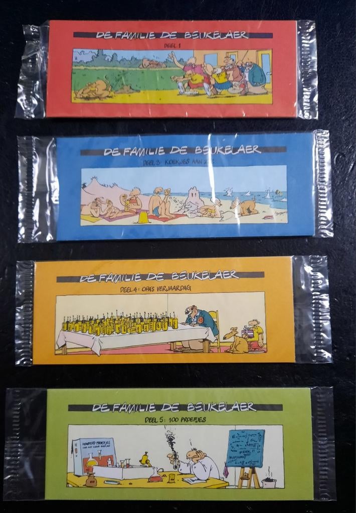 Familie de Beukelaer - 4 Mini stripjes, Verzamelen, Ophalen of Verzenden, Overige typen