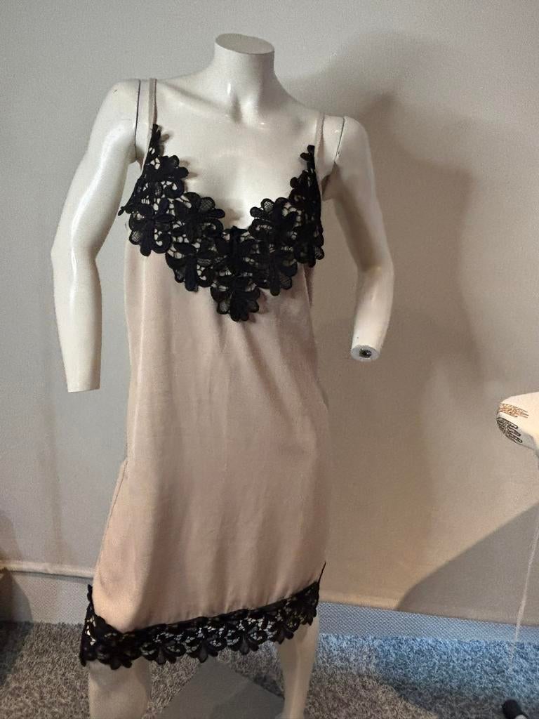 Fracomina jurkje met kant maat l, Maat 38/40 (M), Beige, Ophalen of Verzenden, Zo goed als nieuw