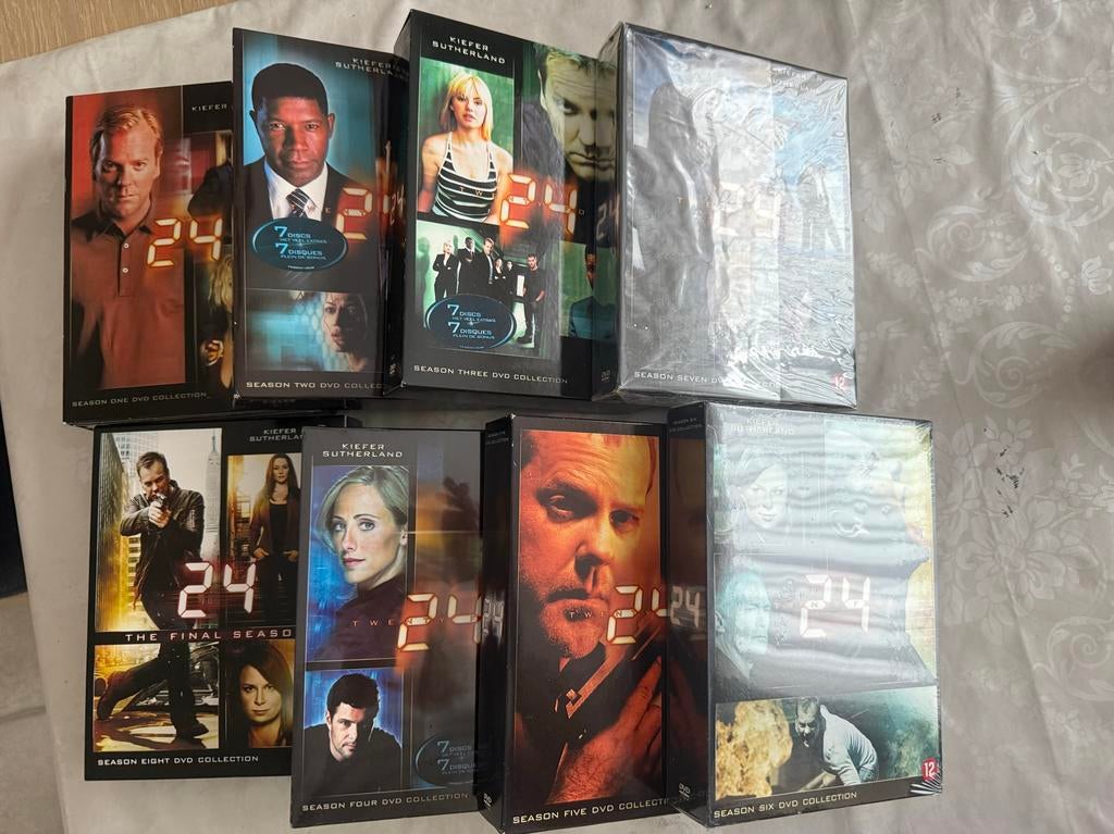 Serie 24 - Alle 9 Seizoenen op DVD - Complete Collectie, Vanaf 16 jaar, Boxset, Ophalen of Verzenden, Zo goed als nieuw