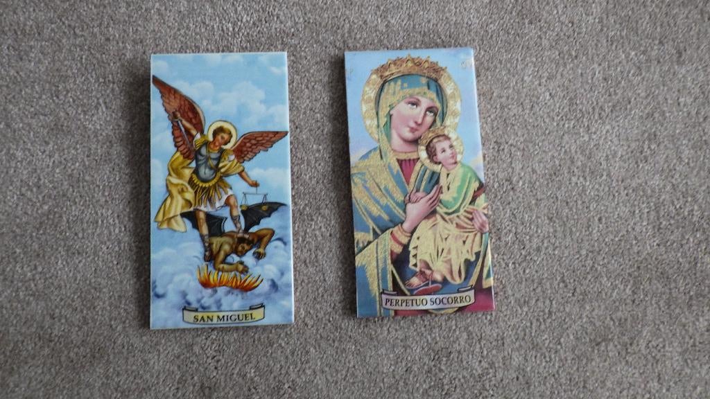 twee religieuze wandplaatjes van keramiek, Verzamelen, Ophalen of Verzenden, Overige typen