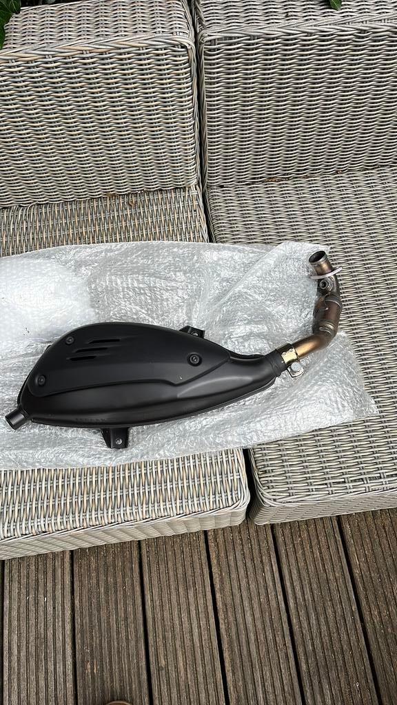 Vespa 300 gts super sport uitlaat echt nieuw nul kilometers, Ophalen, Zo goed als nieuw, Uitlaat