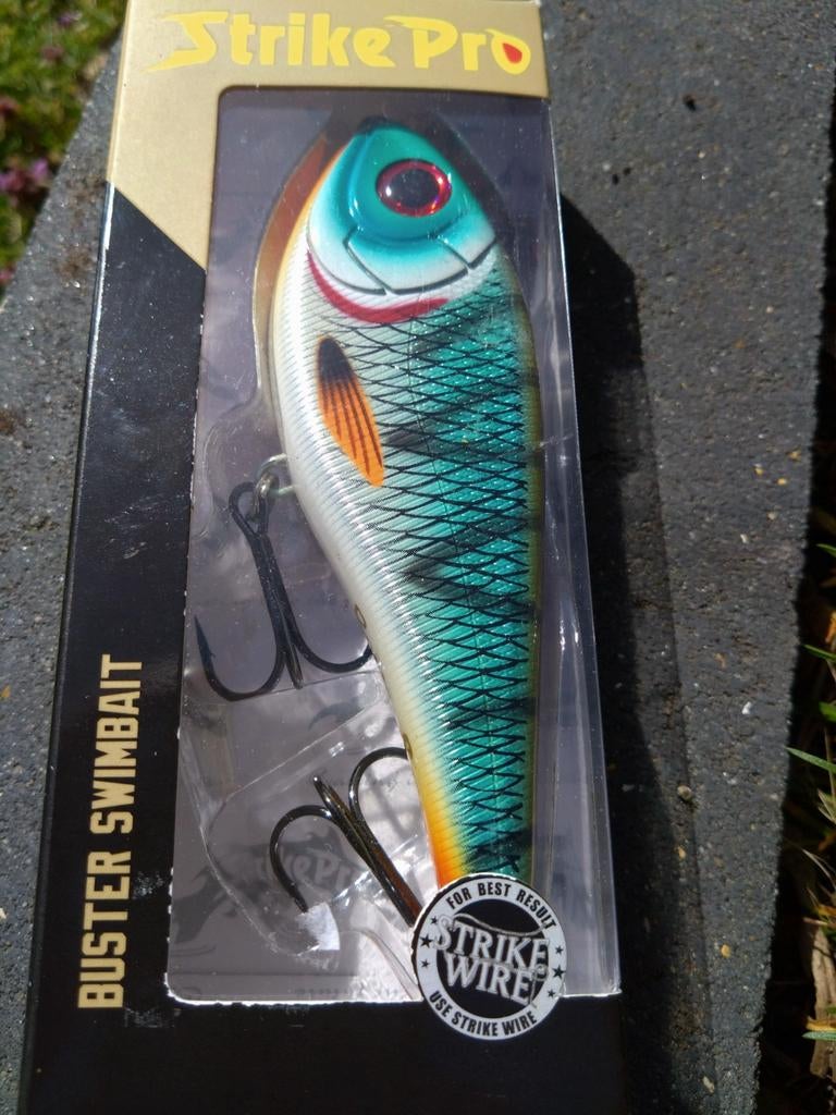 Strike Pro Buster Swim Swimbait 13cm 65.9g Nieuw, Watersport en Boten, Ophalen of Verzenden