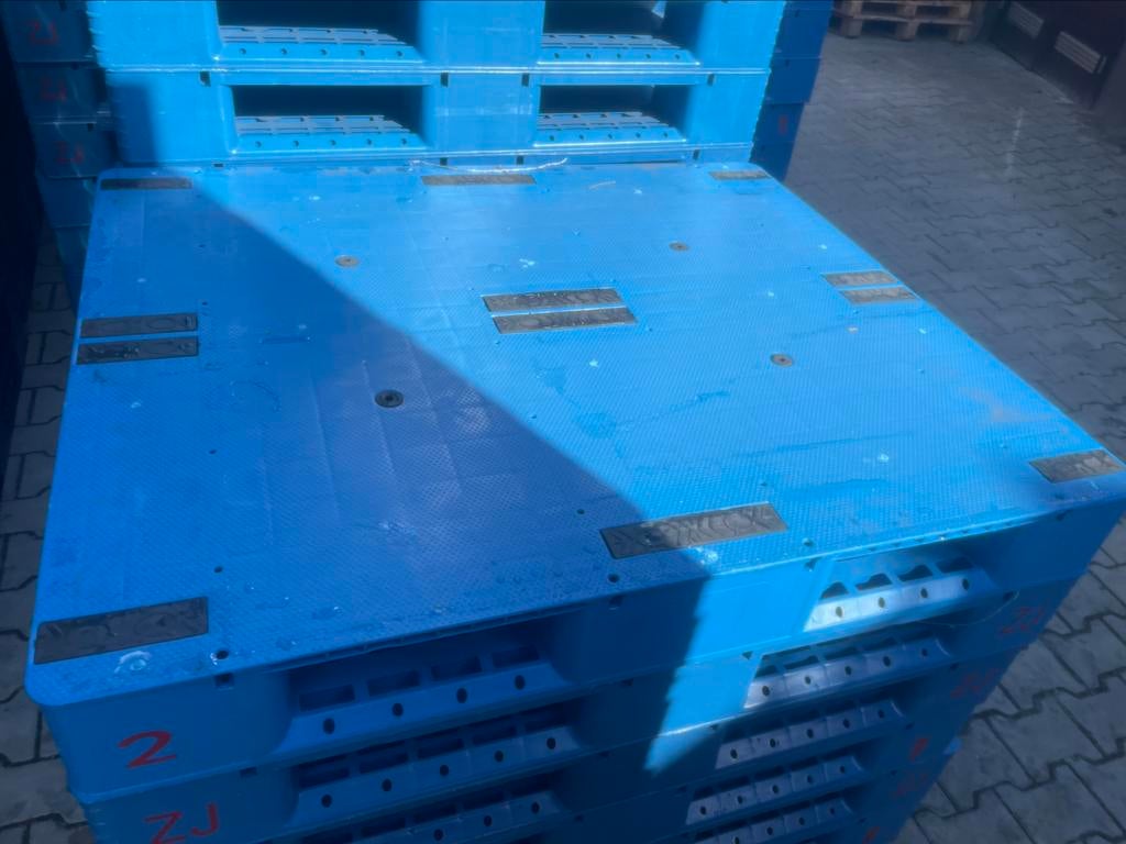 Te koop dichte kunstof plastic pallets vlonder voortent, Ophalen, Zo goed als nieuw, Kunststof