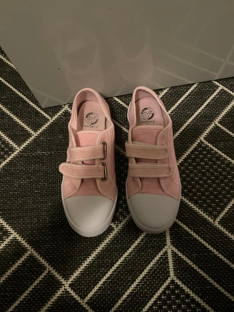 Roze Victory gymschoenen maat 35, Ophalen of Verzenden, Zo goed als nieuw, Meisje, Schoenen