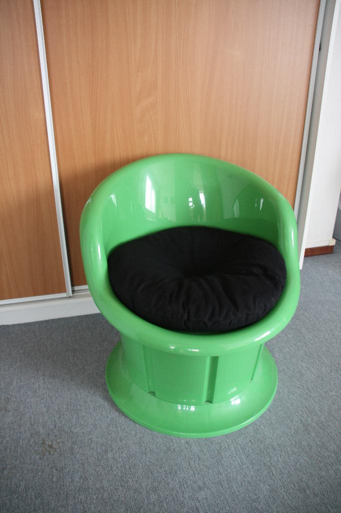 IKEA Vintage Popptorp stoel groen. Zeer goede staat., Ophalen, Kunststof, Zo goed als nieuw, Eén