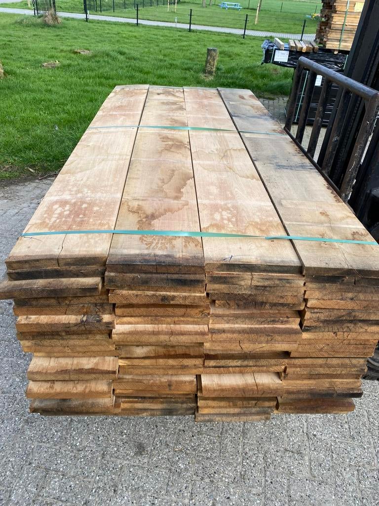 Eiken planken te koop. Fijnbezaagd per vol pakket 21&26x2,7